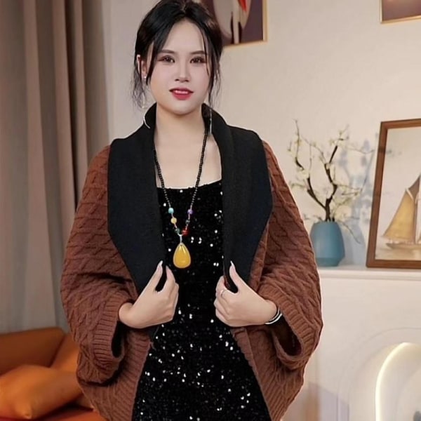 2023 höst och vinter ny stil stickad mode mångsidig sjal löst stickad ytterkläder high-end het stil modern yttersjal Mocha black collar