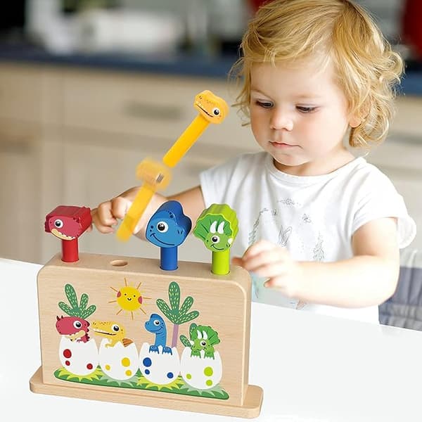 Pop-up dinosaurleke i tre, egnet for barn, både gutter og jenter.