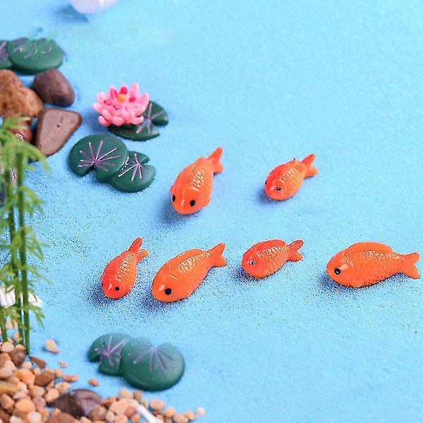 8 stk./lot Røde Fisk Miniature Figurer Dekorativ Mini Eventyrhave Dyr Mos -landskabs Ornamenter R (haoyi