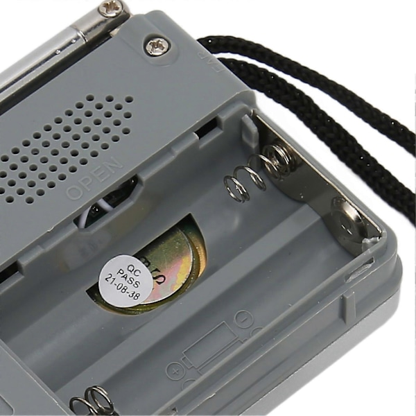 AM FM Transistorradio DSP Chip Bærbar Lomme Mini Radio med Høyttaler Hodetelefonkontakt Sølvgrå