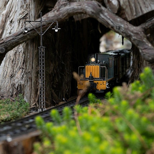 2 stk. Miniature Toglampe Modeller Plastik Scene Layout Modeller Sandbord Gadelampe Modeller