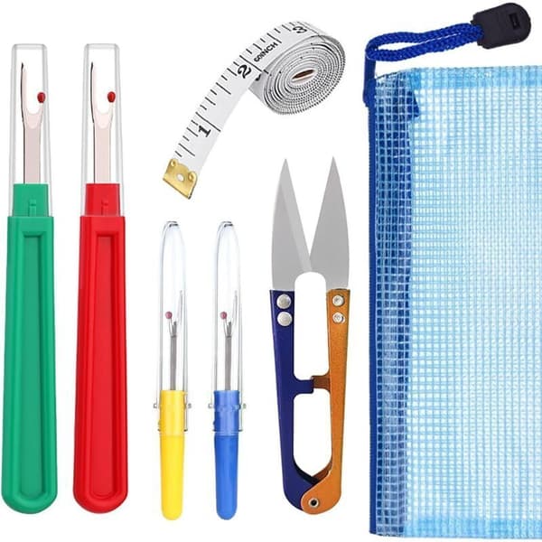 set med sprättare. 1 set med sysax (för sömnad och borttagning av tyg).