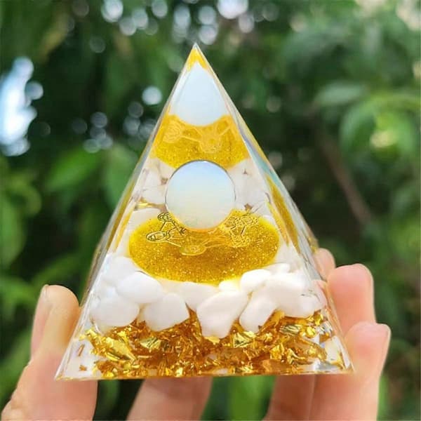 E Pyramid Ornament KristallEnergi Generator Orgon Pyramid för E-Energi Skydd Healing Meditati