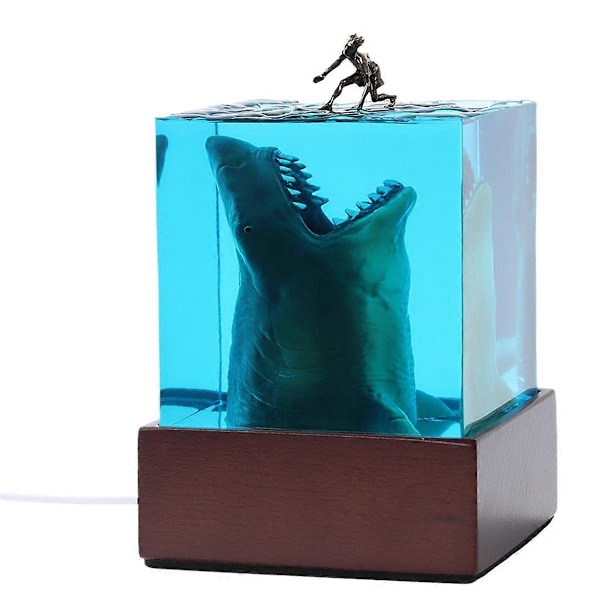 Ocean Beast Surfer Mikro-Landskab Natlys Dekoration Håndlavede Harpiks Håndværk Marine Liv Entusiast