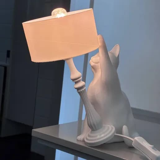 Ny \"Fræk Kat\" Gravity Lampe Bordpynt