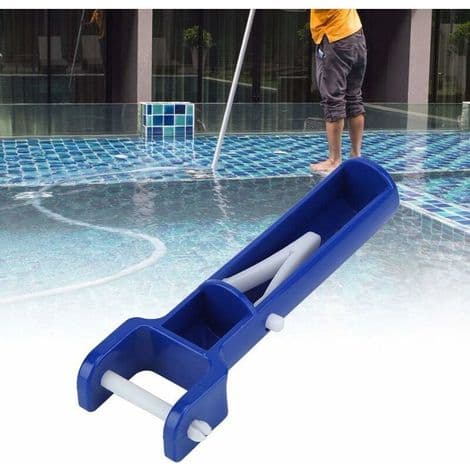 Pooltillbehör: 2-delad poolklämma (blå och vit)