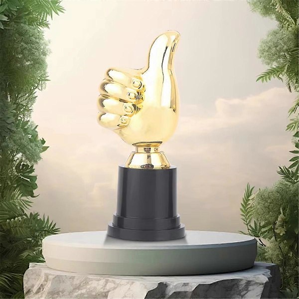8 st Trofé Fotbollstrofé Uppmuntran Mini Segertroféer Priser 13 cm Hög för Hem De