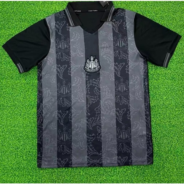 Ny vintage svart Newcastle fotbollströja T-shirt Scholes NO.18 L