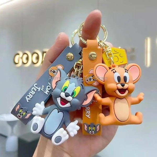 Anime Disney Nøkkelring Tom og Jerry Tegneserie Dukke Bil Søte Nøkkelringer = Bil Henger Actionfigur Henger Barn Lekegaver WJ090B3