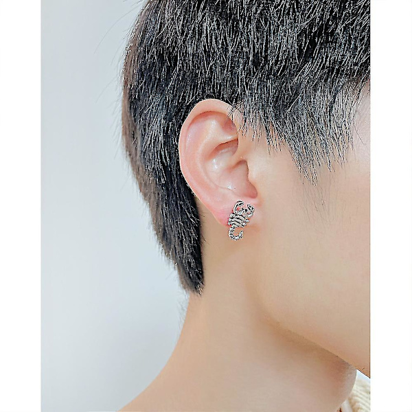 Sølvørering til kvinder, ørering med skorpionmønster, sølv, lys finish, unisex, skorpionørering, rustfrit stål