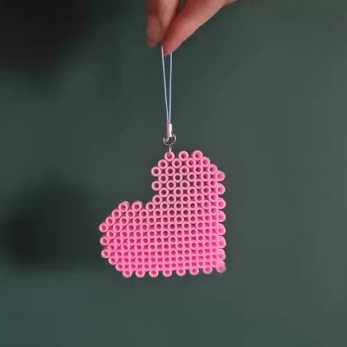 Ironing Beads XXL Set 6500 pcs 20 colors with 2 pegboards & patterns