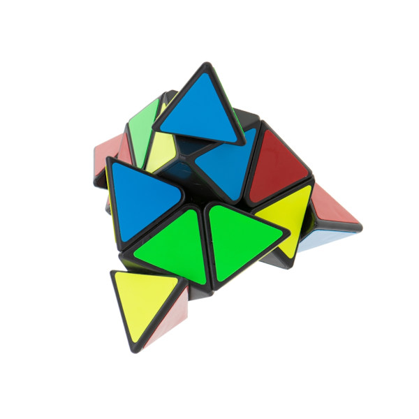 Pyramid Puzzle (Pyraminx) - Rotatable Puzzle Cube
