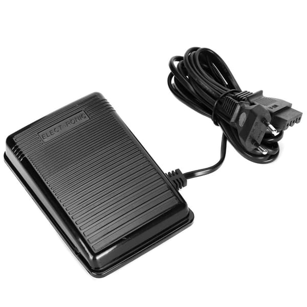 Ompelukoneen jalkapoljin - EU-pistoke 220V