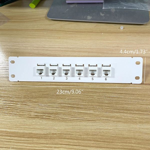 Ethernet-laastapaneeli Cat5e 6 porttia RJ45 seinä- ja telineasennukseen Keystone-liitäntämoduuli