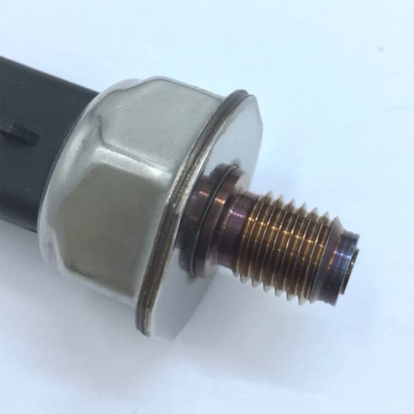Högtrycksbränsletryckssensor – Kompatibel med Ford Focus Mk2/Mk5 – ABS + metallmaterial – Artikelnummer 55PP06-03