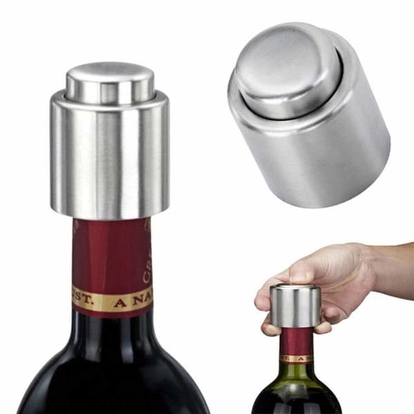 Wine stopper silver with built-in vacuum pump