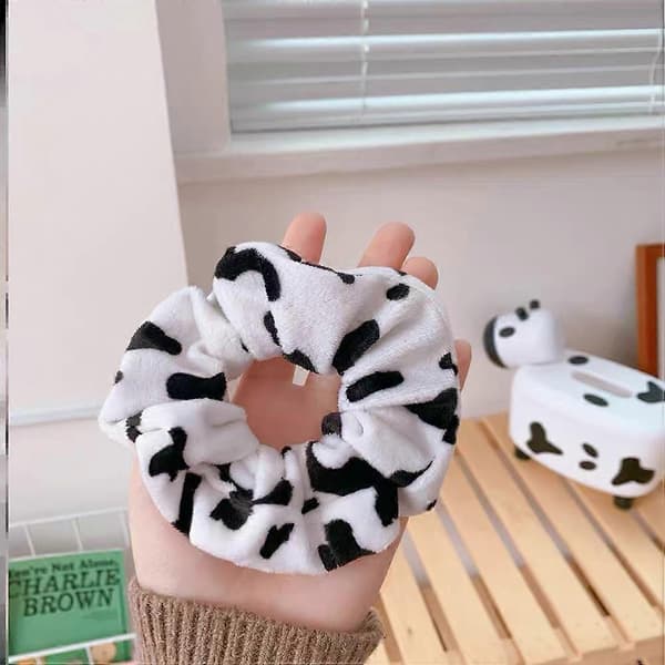 5 stk. Ko Hår Elastikker Fløjl Elastisk Scrunchie Hårbånd Elastisk Hår Scrunchie Hovedbeklædning til Piger Kvinder