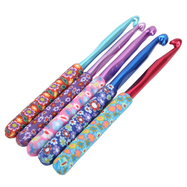 5 Pcs Crochet Hooks Ergonomic Design Soft Handle Sturdy Durable Glossy Easy Identification Common Crochet Hook