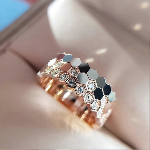 Rosegull Søt Bie Honningkake Ring Minimalistisk Dame Geometrisk 3PCS Sett Skinnende Cubic Zirconia Diamant Heksagonal Ring Bryllupsdag Evighetsring (