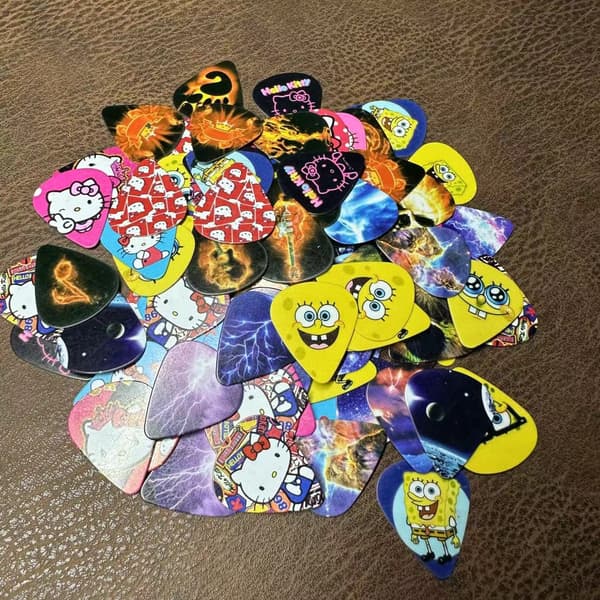 10-pack plektrum, Skulls multifärg-0,73MM