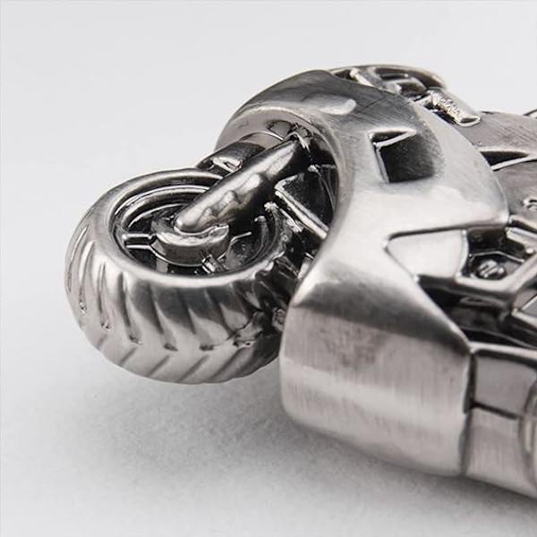 2 stycken mini motorcykelnyckelringar i förkromad metall I