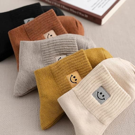 Multicolor(B) 5 par søde smilende ansigtsstrømper broderi ankel nej