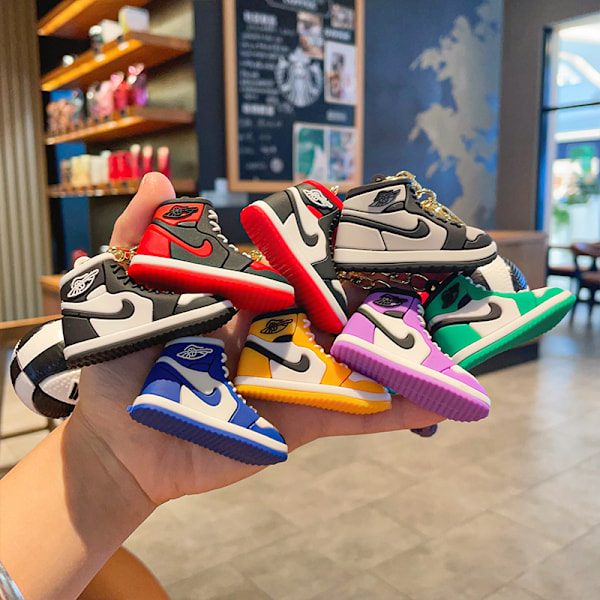 Mini Sneaker Nøglering - 3D Basketball Nøglering Tilbehør (Lilla)
