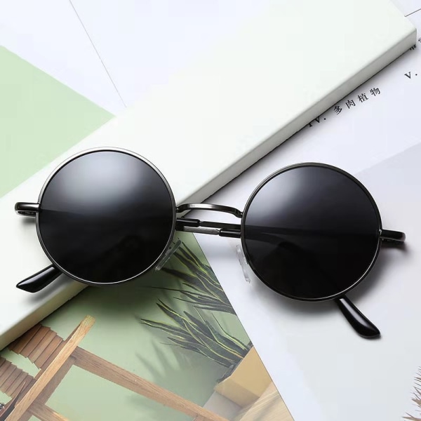 Små Polariserende Solbriller Inspireret af Retro Vintage Stil Lennon i Metalisk Cirkel J