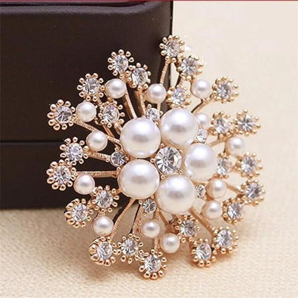 Imitation Pearl Crystal Snowflake Flower Design Brosch Pin Badge