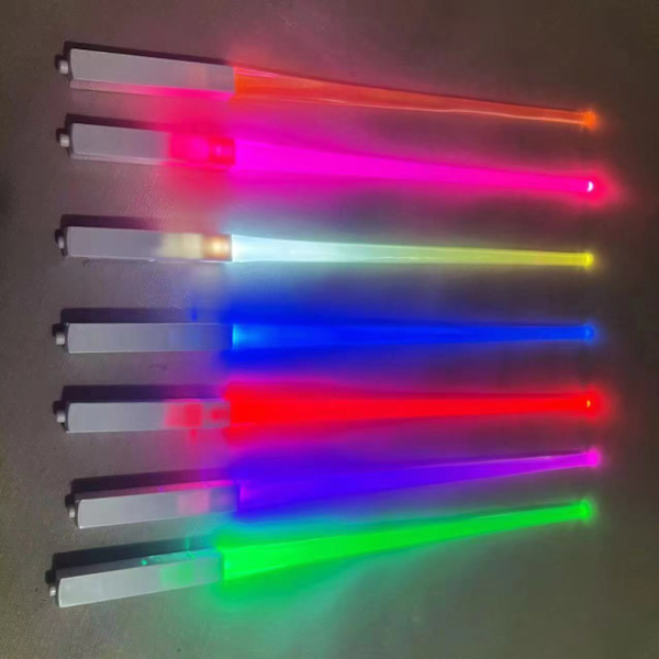 LED-lysende spisepinner, ett par, lysende lyssabel spisepinner, gjenbrukbare pink