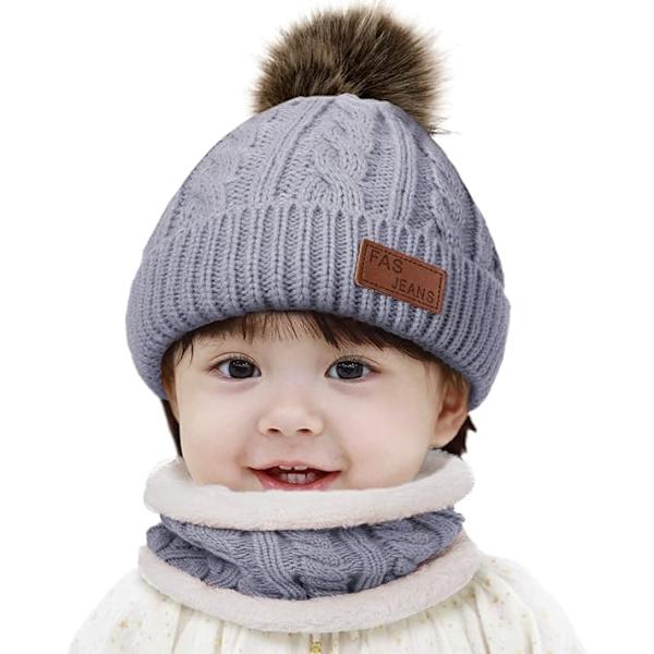 Grå vintermössa för barn med pompom för att hålla pojkar och flickor varma