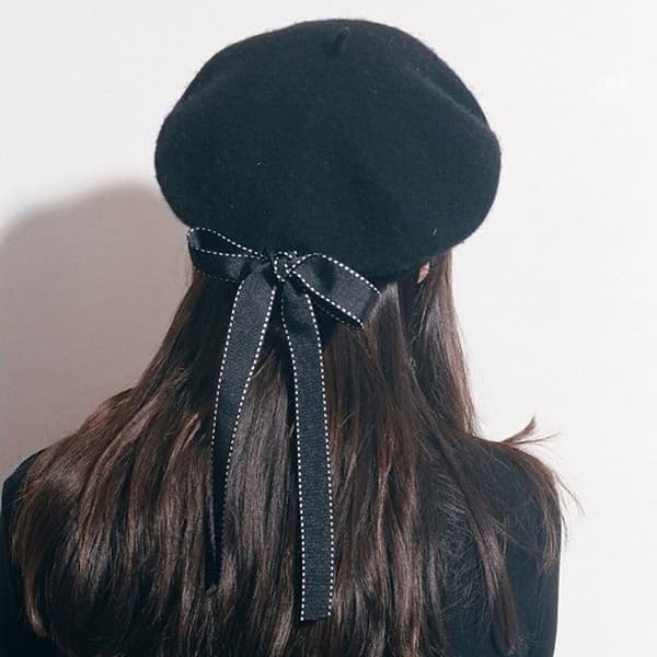 Fransk konstnärs basker i ull Höst-vinter Elegant hatt med rosett