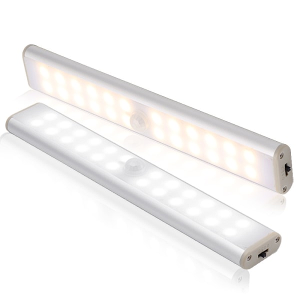 Vit garderobslampa, 3 st, 7 LED-lampor E