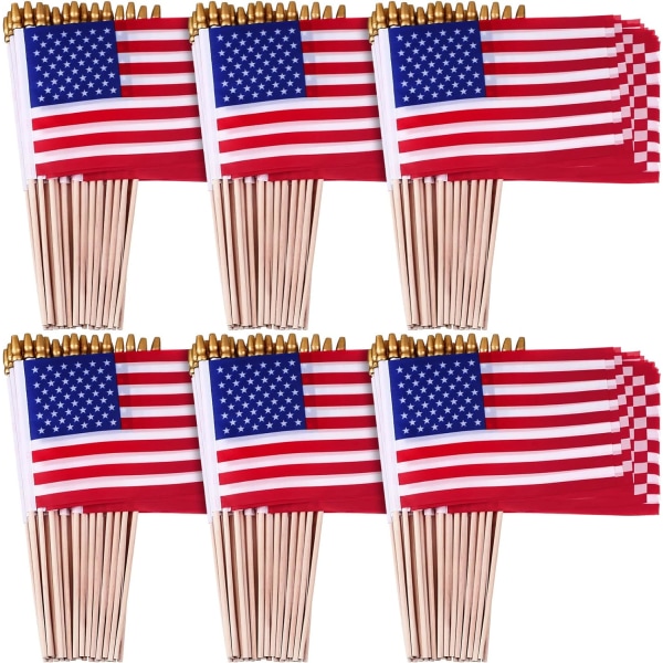 100 pakker små amerikanske flag på pinde, 5,5 x 8,26 tommer minihåndtag