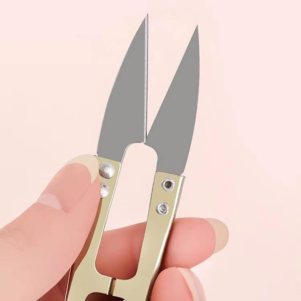 Sett med 4 mini U-formede syssakser, perfekt for syarbeid,
