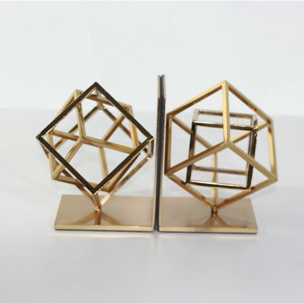 Geometrisk jernkubeskulptur - Minimalistiske statueornamenter Cente
