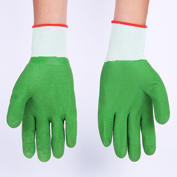 3 Spikiga Handskar i Latexbelagd Polyester E