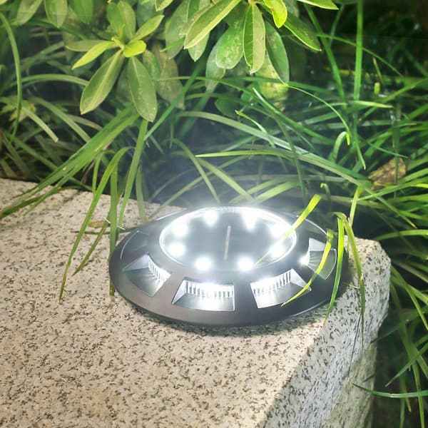 4-pack Solcellsmarklampor IP65 Vattentäta Landskap B