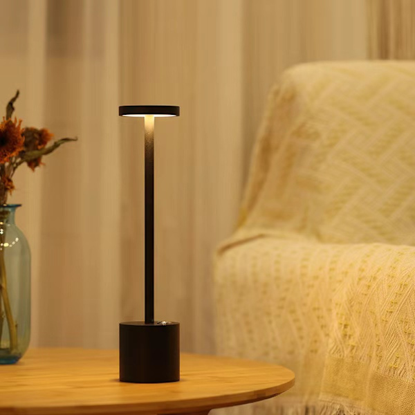 Sort Led Trådløs Bordlampe, Lille Metal Skrivebordslampe I