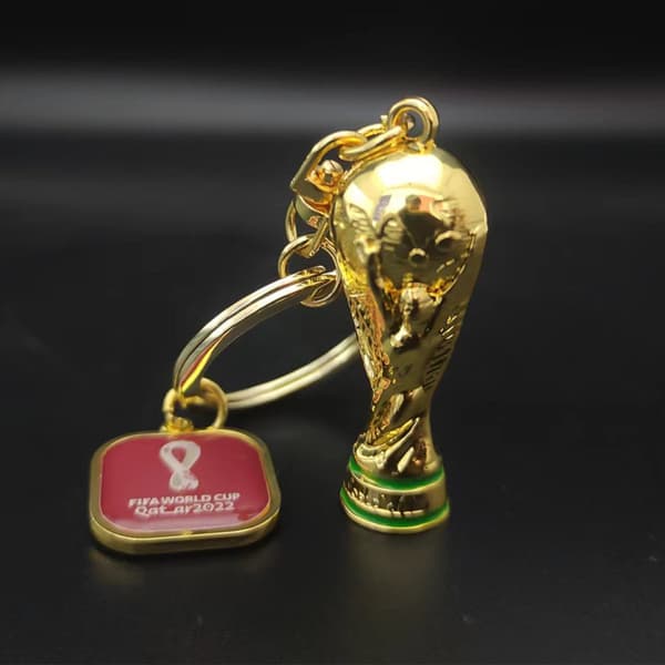 2 stk. 2022 FIFA VM 3D Trofé Nøkkelring – Eie en Samleobjekt V F