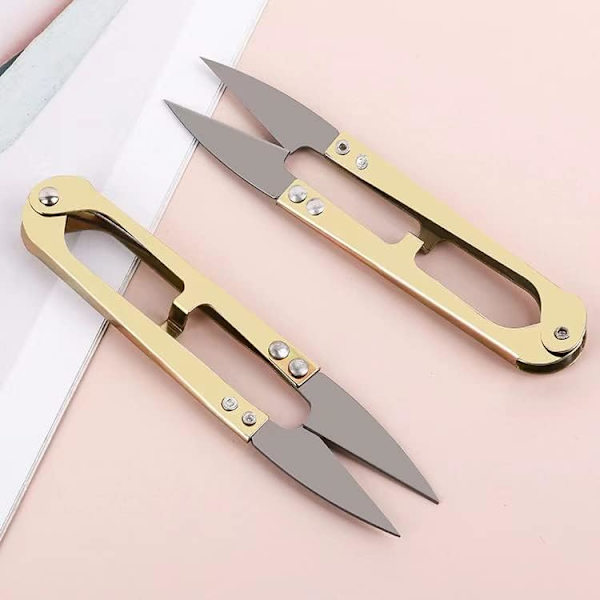 Sett med 4 mini U-formede syssakser, perfekt for syarbeid,