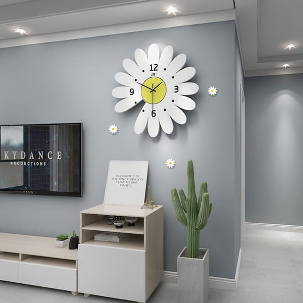 Liten Daisy Väggklocka Kreativ Vardagsrum Minimalistisk Väggklocka