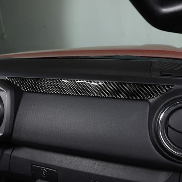 Dekorativt dashbordpanel i fiber for bilens interiør, til copilot, 2015-2020