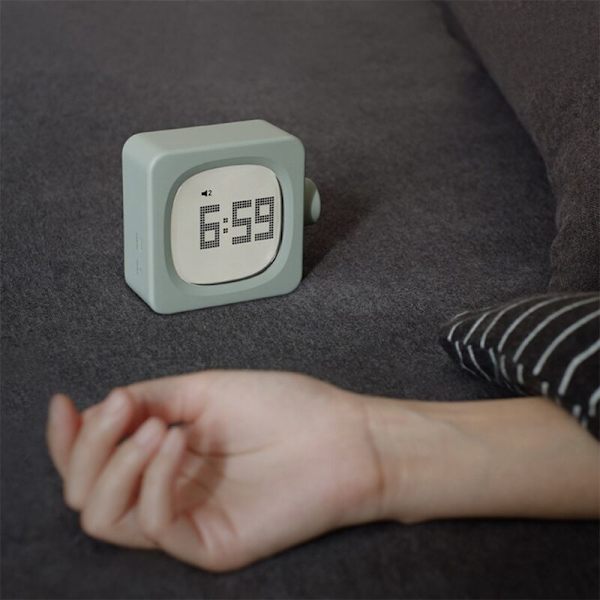 USB Retro Cube Vækkeur LED Ur Lys Multifunktionel Bærbar Hjem Vækkeur Firkantet Blok Ur Grøn