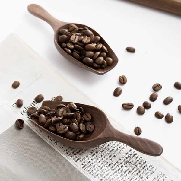 Träslev för kaffebönor i svart valnöt, helträ, grävande kaffeböneslev, tesked, träsked