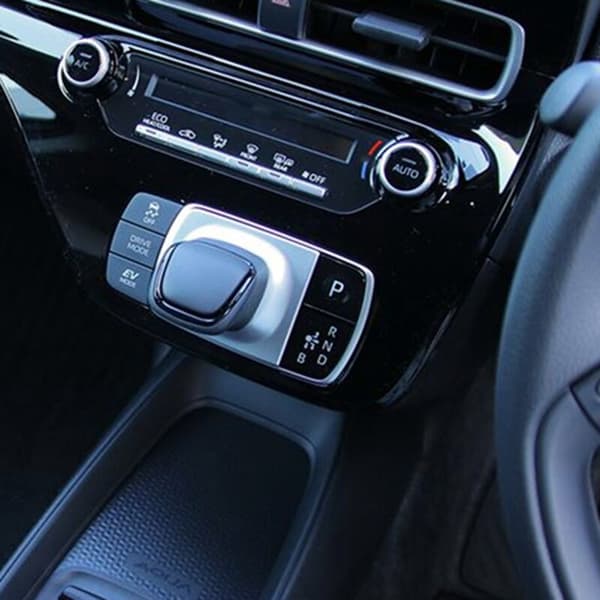 Bil Glans Sort Central Control Gear Shift Panel Cover Trim Dekal Interiør Modifikation til AQUA 2021 2022 RHD