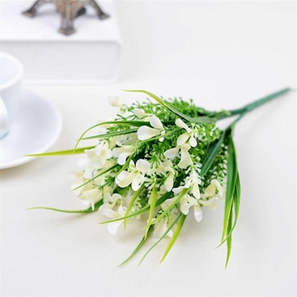 Bukett med vita konstgjorda blommor för hem- / bröllopsdekoration - 1 blombukett per förpackning