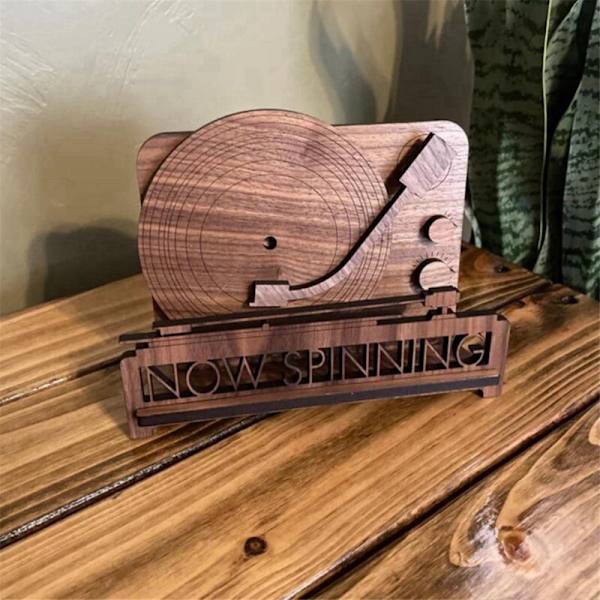 Nu snurrar multifunktionell albumhållare för barns musiksamling, träfärg