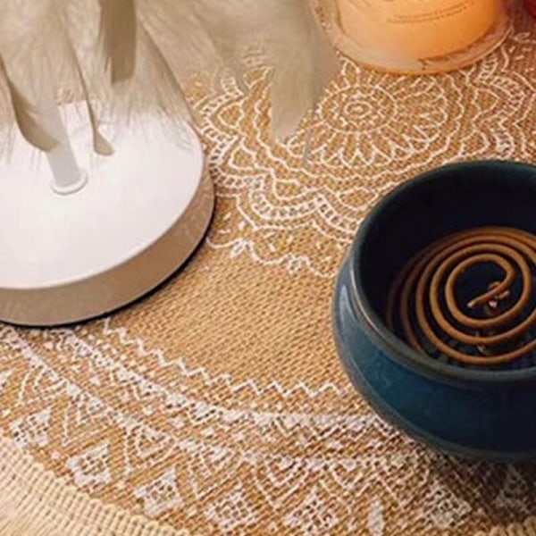 4 st värmeisolerade matbordstabletter, runda broderade placemats, halkfria underlägg, 40 cm, för kök och heminredning, svart