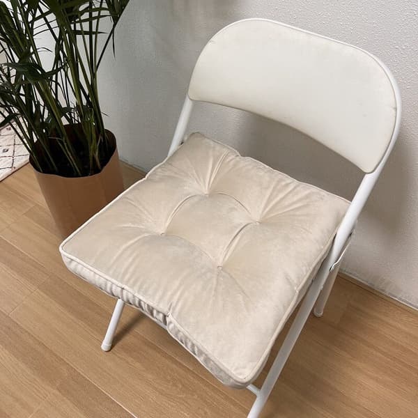 Lin stolsete 4 knapper 40x40 - Atmosphera interiørdesigner